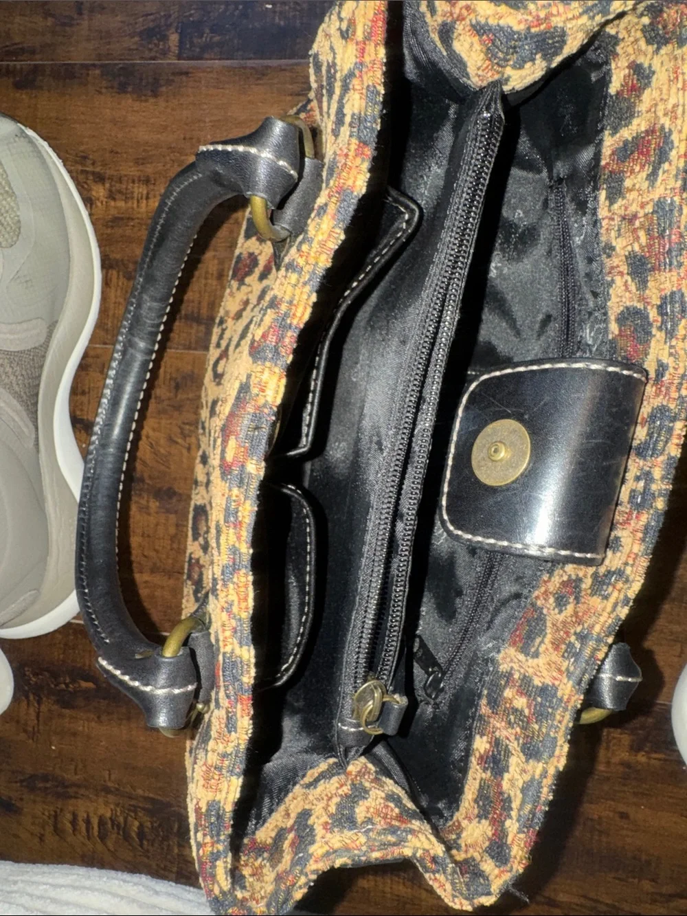 Fossil leopard print
